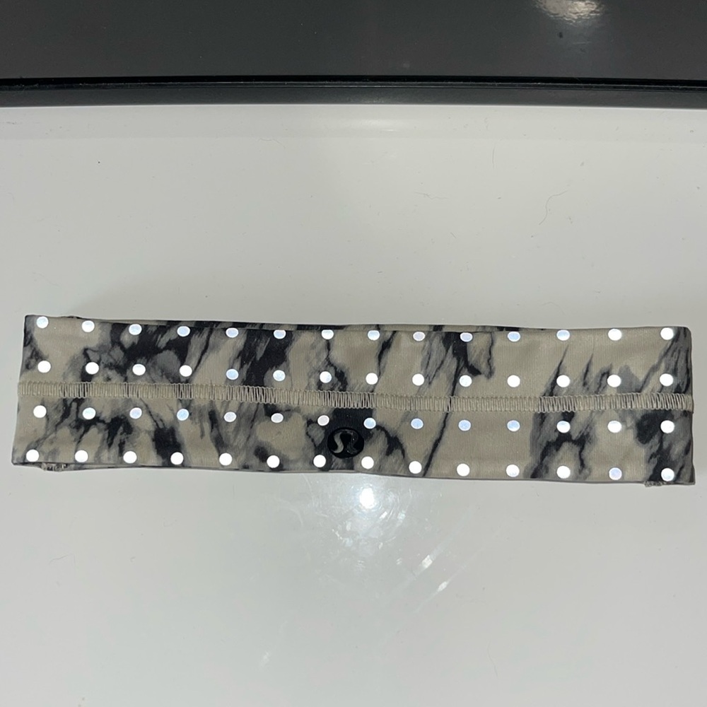 Lululemon Reflective headband